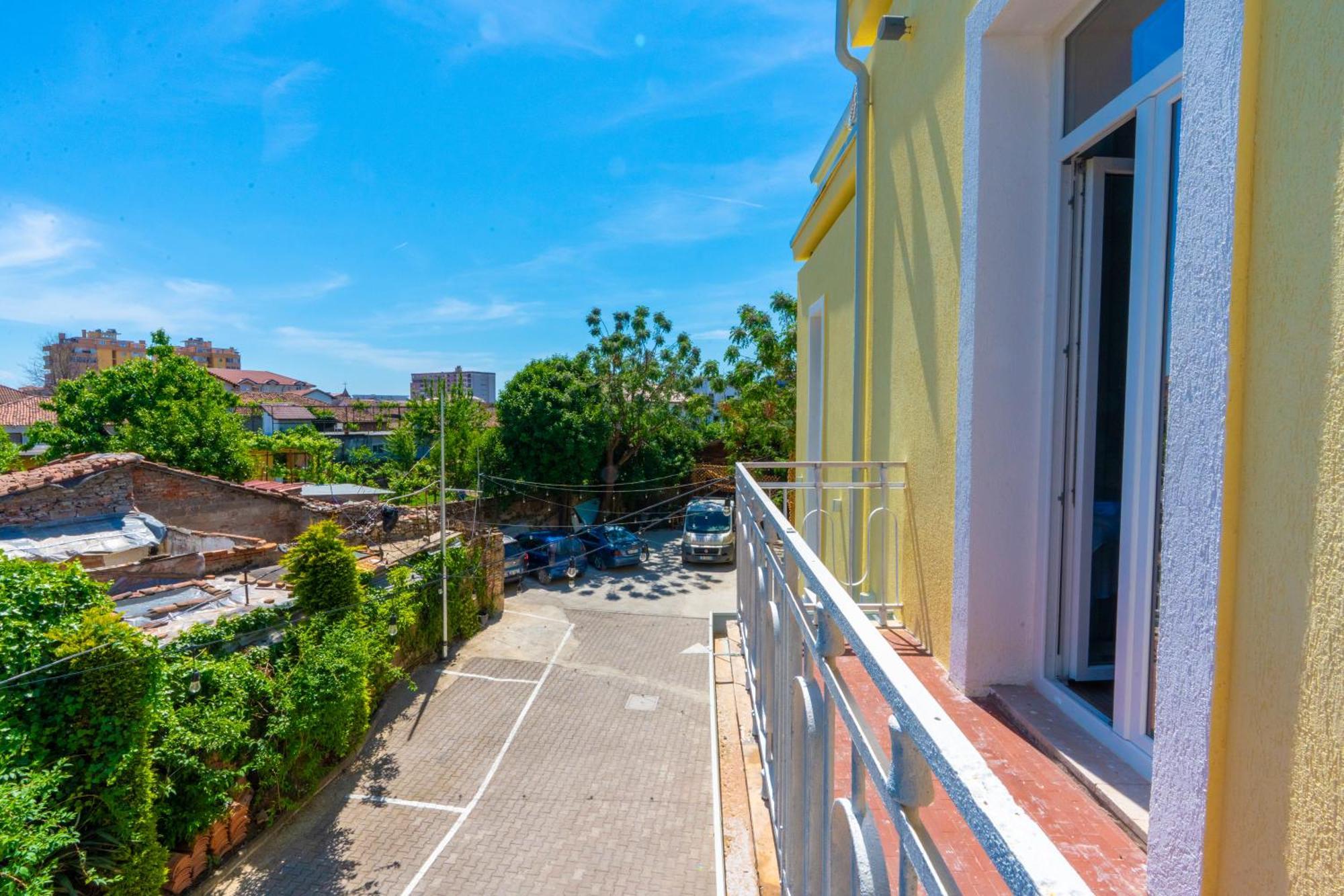 Gjuhadoli Hotel Restaurant Shkodër Exteriör bild